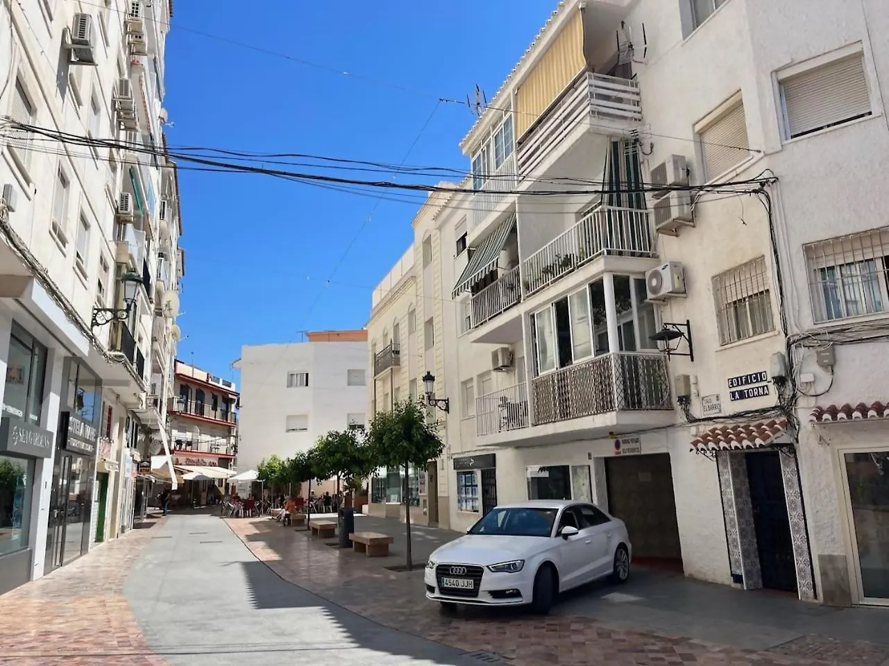 Apartamento 3 Hab Con Parking Junto A La Playa Nerja