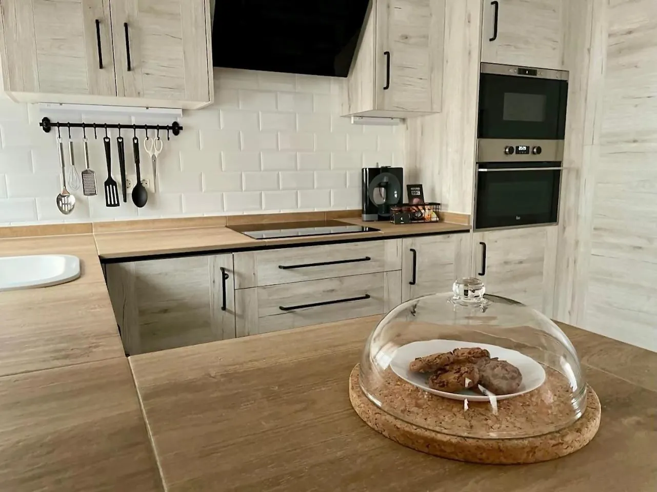 Apartamento 3 Hab Con Parking Junto A La Playa Nerja Spain