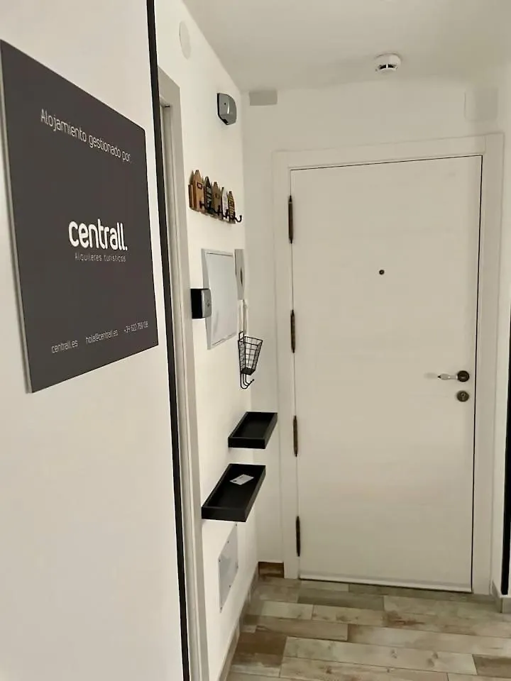 Apartamento 3 Hab Con Parking Junto A La Playa Nerja